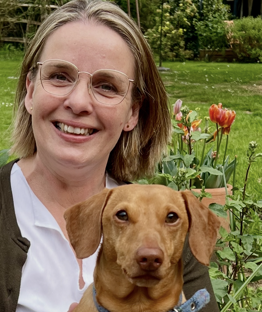 Tapestry Day Club host for Nikki who supports families from Charlwood, Rusper, Horley, Crawley and all surrounding villages.